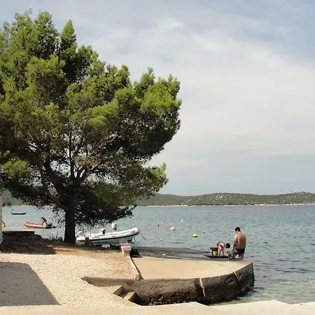 Petkovic דירה ז'אבוריץ'